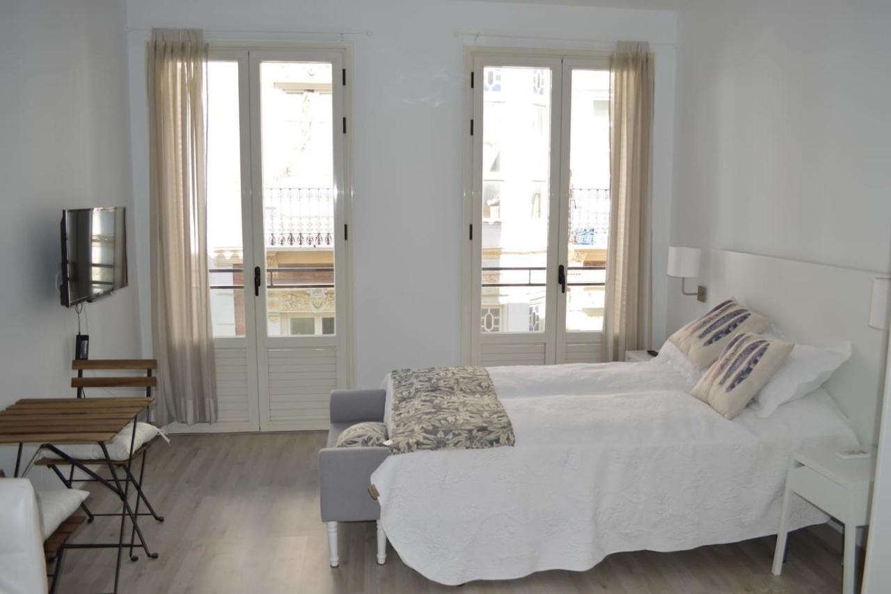 Modern Studio Flat Close To Plaza Merced 马拉加 外观 照片