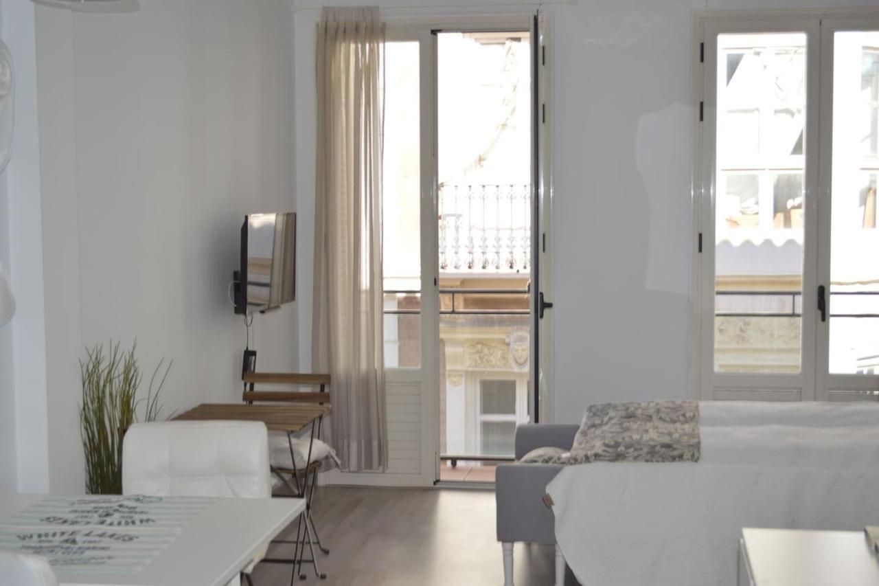 Modern Studio Flat Close To Plaza Merced 马拉加 外观 照片