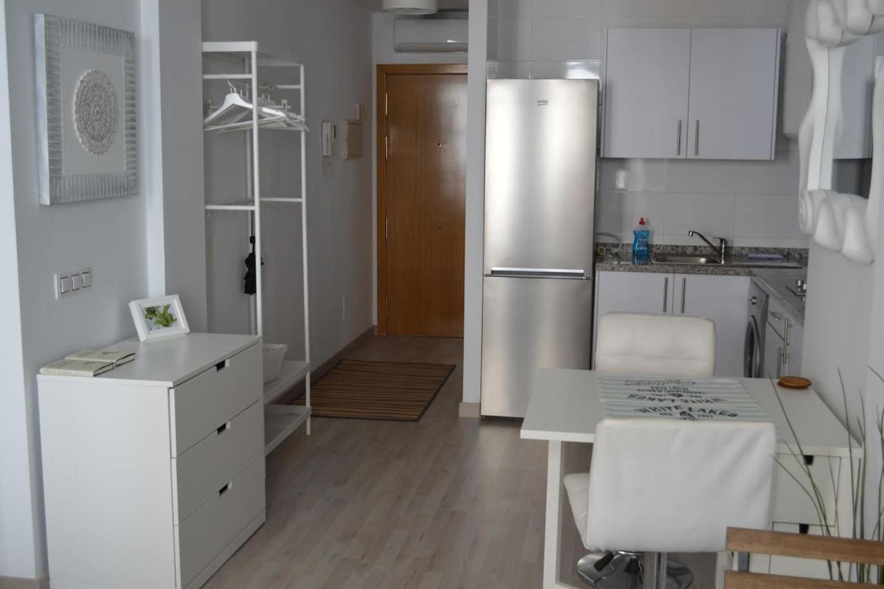 Modern Studio Flat Close To Plaza Merced 马拉加 外观 照片